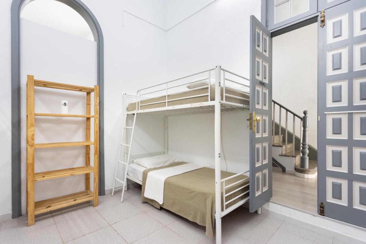 Wanderlust Hostel Santa Cruz de Tenerife Exterior photo